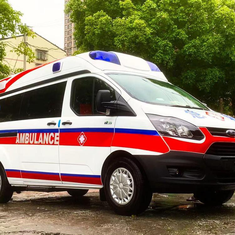 方正重症监护救护车出租护送返乡